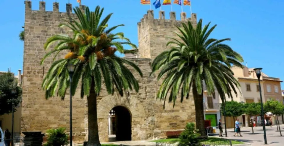 Casa Convent Villa Alcudia  Tatil Evi